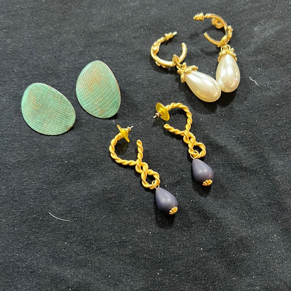 3 pair Earrings